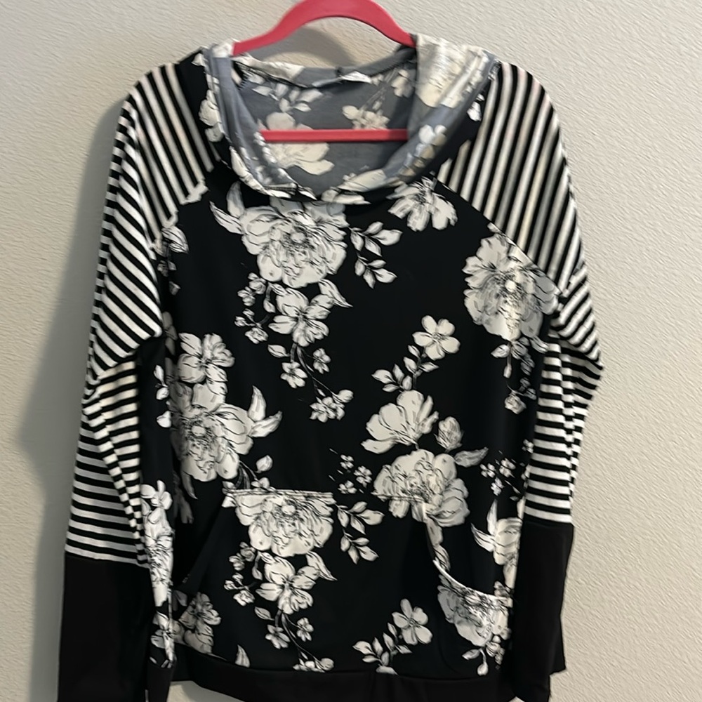 Women’s hoodie